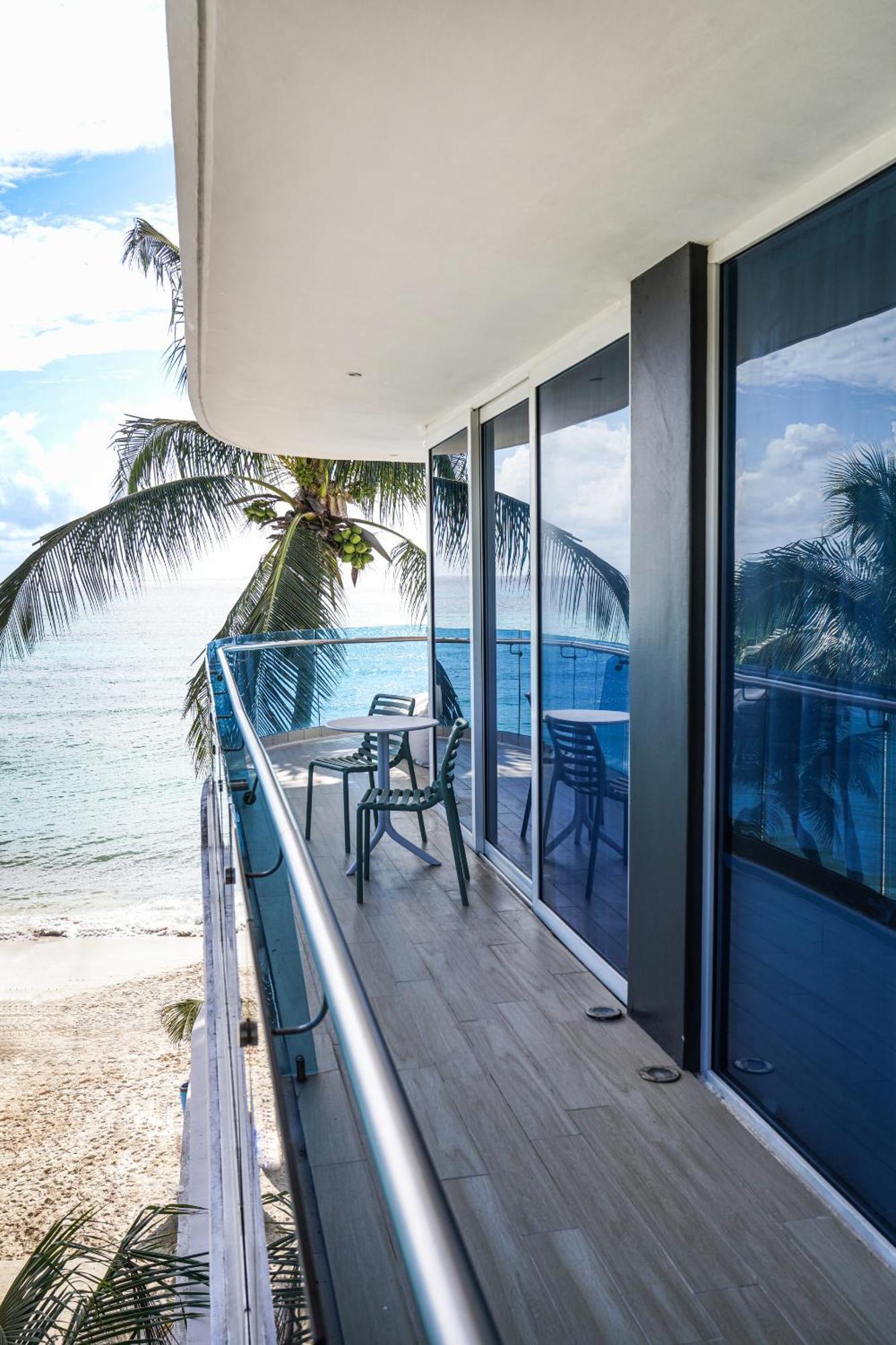 The Carmen Hotel - Ocean Front (Adults Only) Playa del Carmen Oda fotoğraf